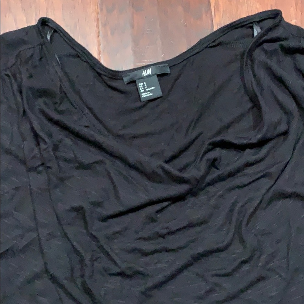 H&M Top - Picture 4 of 6